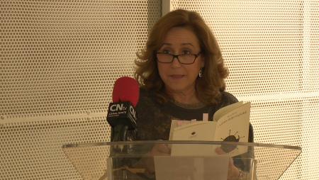 Imagen María Rosal recoge el XXVI Premio Nacional de Poesía José Hierro
