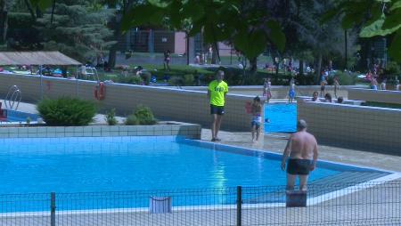 Imagen Ventajas en las piscinas de verano para empadronados y desempleados de...