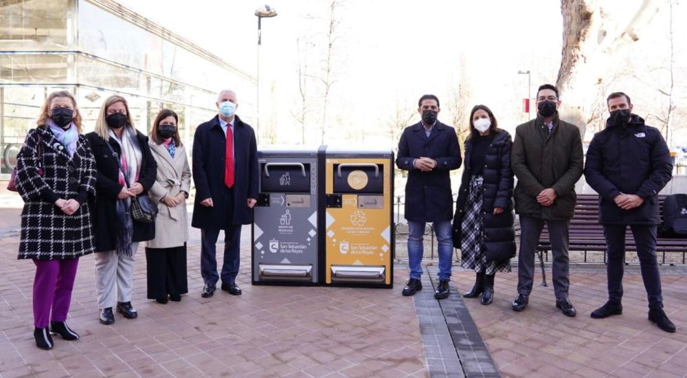 Imagen Sanse inicia una prueba piloto con la instalación de papeleras solares inteligentes