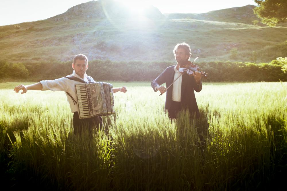 Imagen Fetén Fetén descargará una fiesta de sonidos tradicionales en el barrio de Dehesa Vieja