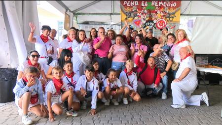 Imagen La integración, seña de identidad de la Peña El Remedio gracias a su tradicional desayuno con APADIS