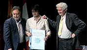 Imagen Lo lavado y lo barrido, de Carlos Bueno, gana el IX Premio Nacional de Poesía Joven Félix Grande