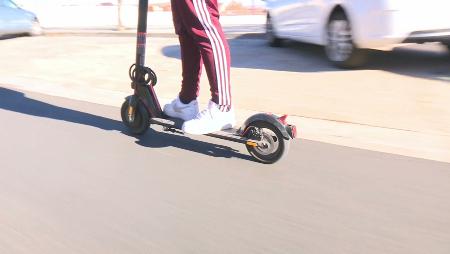 Imagen Los usuarios de los patinetes eléctricos señalan el peligro: los conductores de vehículos