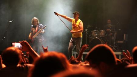 Imagen Tributos a Queen, U2 y el pop rock español en la gran noche de los fuegos artificiales de Sanse