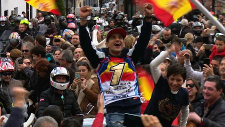Imagen Recepción multitudinaria en Sanse a Jorge Martín, campeón del mundo de Moto3