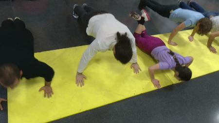 Imagen Active training para ponerse en forma en el Centro Joven