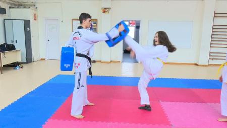 Imagen Un programa de la Comunidad hace crecer el taekwondo en los institutos de Sanse