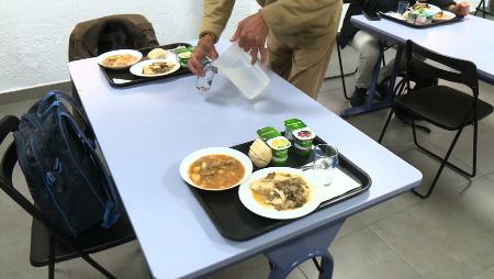 Imagen El Comedor Social de la Hermandad, 50 menús diarios y entrega de alimentos para menores de 3 años