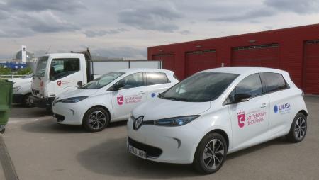 Imagen Siete vehículos eléctricos y uno híbrido para la nueva flota del...