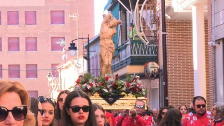 Imagen La procesión del santo y las mascletás hacen retumbar las fiestas de San...
