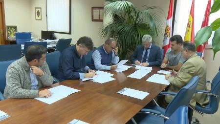 Imagen Última sesión de firmas de los convenios entre Ayuntamiento y clubes deportivos de Sanse