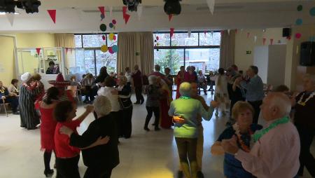 Imagen El Baile de Carnaval de Mayores o cómo la fiesta no tiene edad en San Sebastián de los Reyes