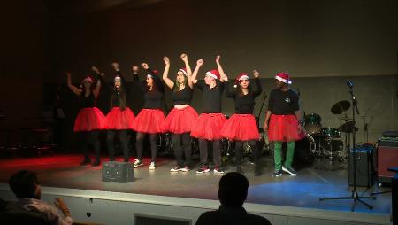 Imagen El Centro Joven Sanse celebró con mucho talento su gran Gala de Navidad 2022