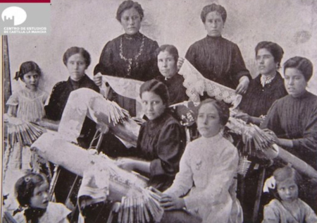 Charla bolillos