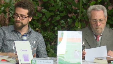 Imagen Los poetas Manuel L. Azorín y Sesi García compartieron auditorio en la Semana del Libro de Sanse