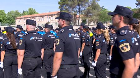 Imagen Se gradúan los nuevos agentes que el lunes se incorporarán a la Policía...