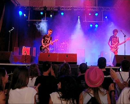 Imagen Noche de bandas locales en la Plaza de la Constitución de Sanse