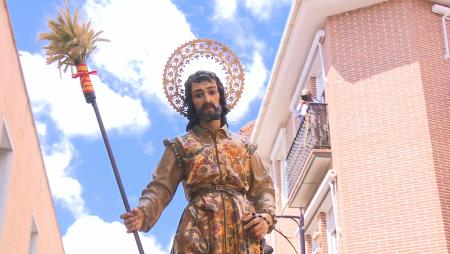 Imagen San Isidro recorrió Sanse con una procesión para bendecir las cosechas