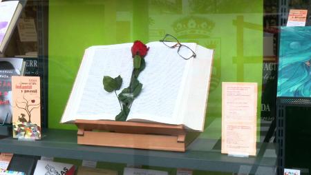 Imagen Rosas y descuentos en las librerías de Sanse para celebrar el Día del Libro