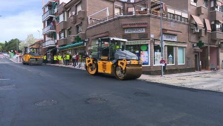 Imagen La Zaporra, El Praderón… la tercera fase del asfaltado llega al centro...