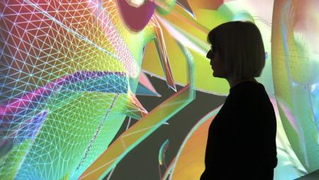 Imagen Hipnosis de arte, ciencia y tecnología en la exposición “Des_Ilusiones” de Est_Art Space