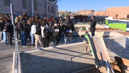 Imagen Primer contacto con el reciclaje del Punto Limpio para el alumnado del instituto Atenea