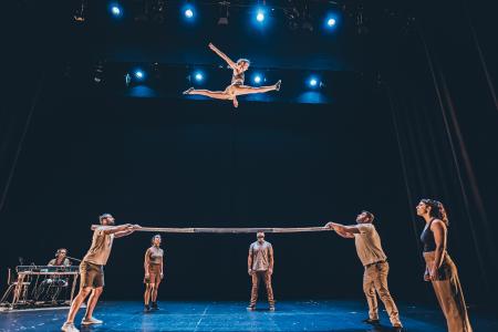 III Mad Circus Festival. Fins al cel. Spinish circo