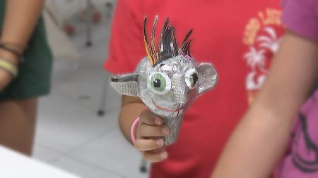 Imagen Aprendiendo a crear títeres con materiales (caseros) reciclados. ¿Te atreves a probar?