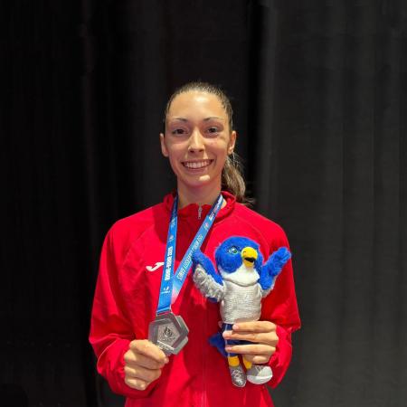 Imagen Lena Moreno, deportista del Hankuk International School, logra la primera medalla para España en el World University Games 2025 en...