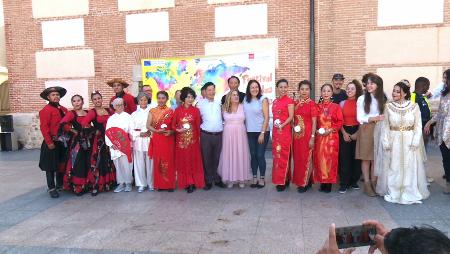 Imagen Diversidad, convivencia, jarana y tradiciones en el ‘Festival de las Culturas 2025’