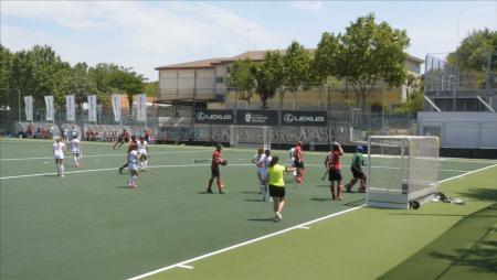 Imagen La Selección Española Femenina de hockey jugó en Sanse para preparar los...