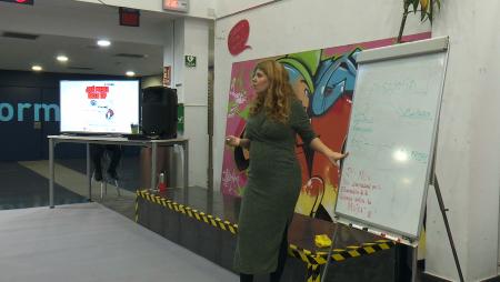 Imagen Inspiración con Pilar Astray: ‘Poetry Slam y Acción Poética contra la...