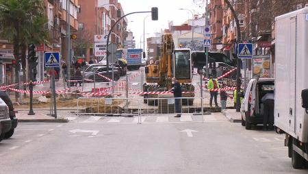 Imagen Cortado al tráfico un tramo de la calle Real por las obras del colector