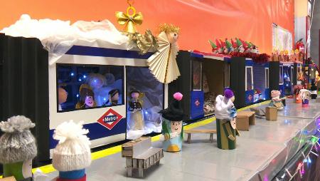 Imagen El belén del V Centenario en el Metro de Madrid causa furor por su originalidad